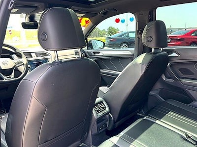 2022 Volkswagen Tiguan 2.0T SE R-Line Black FWD