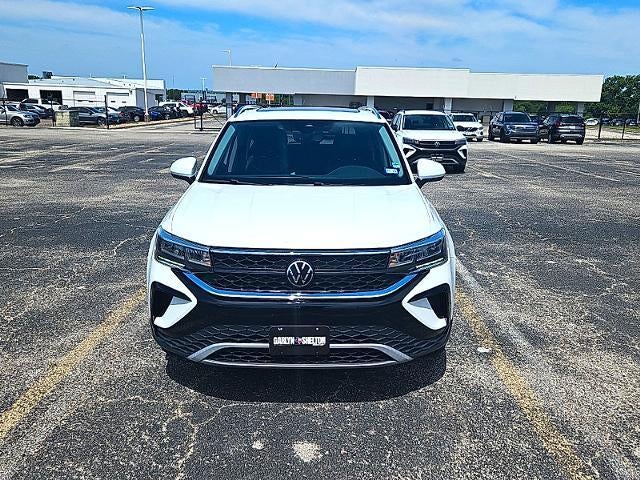 2023 Volkswagen Taos SE FWD