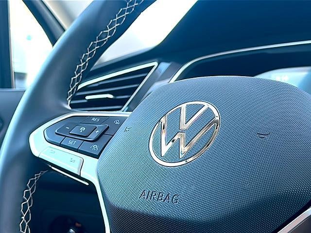 2024 Volkswagen Tiguan 2.0T SE FWD