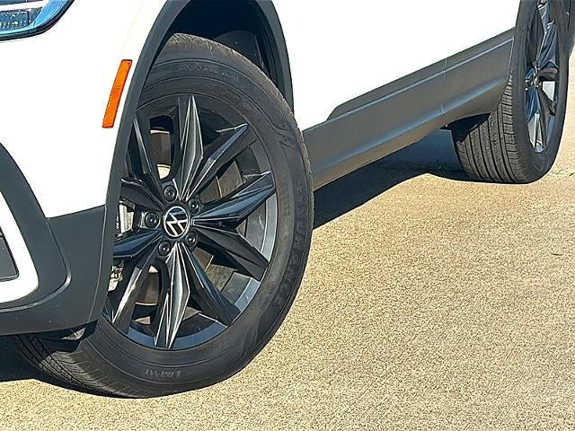 2024 Volkswagen Tiguan 2.0T SE FWD