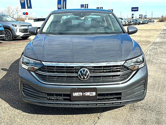2024 Volkswagen Jetta SE Auto