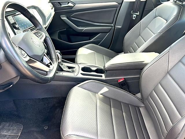 2024 Volkswagen Jetta SE Auto