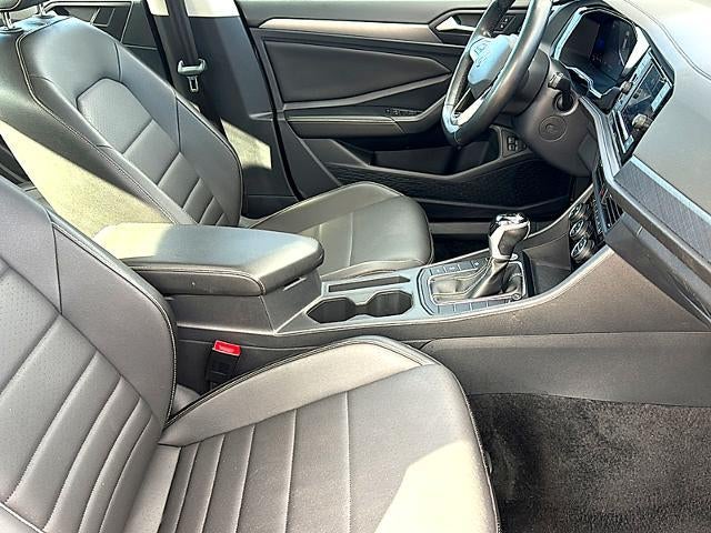 2024 Volkswagen Jetta SE Auto