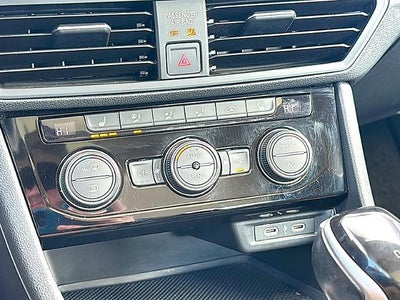 2024 Volkswagen Jetta SE Auto