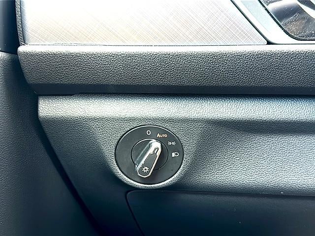 2024 Volkswagen Jetta SE Auto