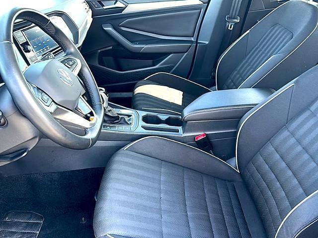 2023 Volkswagen Jetta Sport Auto