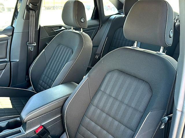 2023 Volkswagen Jetta Sport Auto