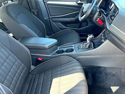 2023 Volkswagen Jetta Sport Auto