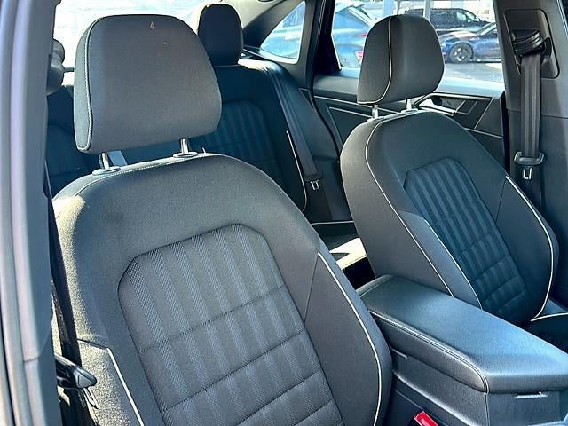 2023 Volkswagen Jetta Sport Auto