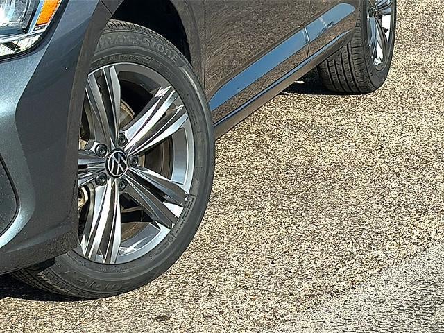 2024 Volkswagen Jetta SE Auto