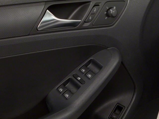 2012 Volkswagen Jetta 4dr DSG TDI with Premium Sedan