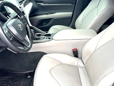 2023 Toyota Camry XLE Auto (SE)