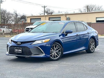 2023 Toyota Camry XLE Auto (SE)