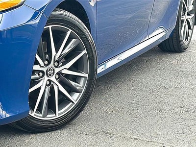 2023 Toyota Camry XLE Auto (SE)