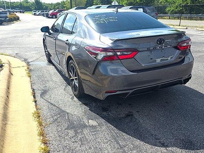 2024 Toyota Camry SE Auto (SE)
