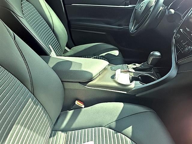 2024 Toyota Camry SE Auto (SE)