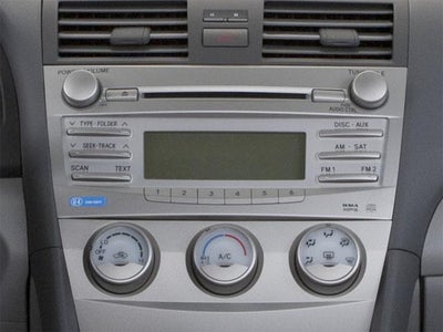 2011 Toyota Camry 4dr Sdn I4 Man LE (Natl)