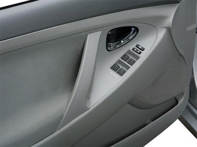 2011 Toyota Camry 4dr Sdn I4 Man LE (Natl)