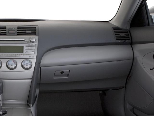 2011 Toyota Camry 4dr Sdn I4 Man LE (Natl)