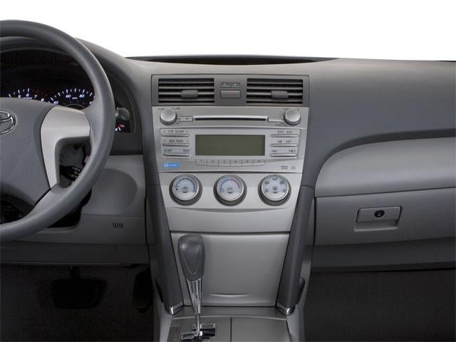 2011 Toyota Camry 4dr Sdn I4 Man LE (Natl)