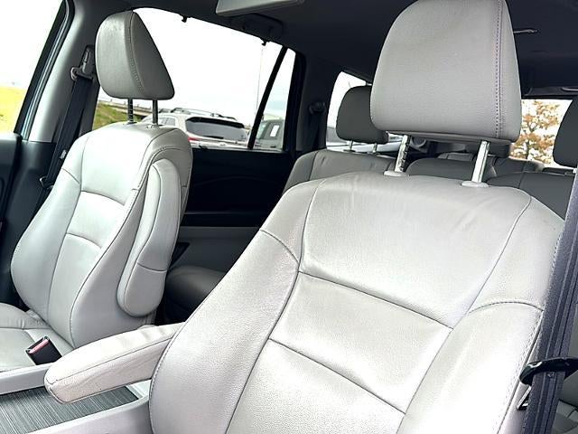 2022 Honda Pilot Touring 8-Passenger 2WD