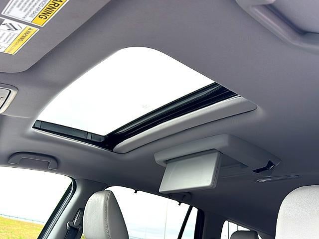 2022 Honda Pilot Touring 8-Passenger 2WD