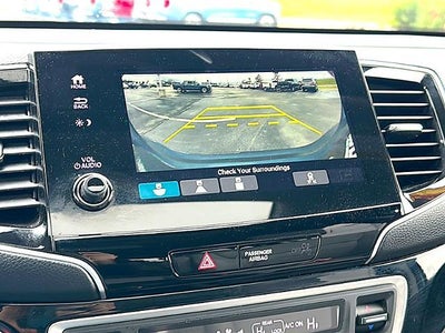 2022 Honda Pilot Touring 8-Passenger 2WD