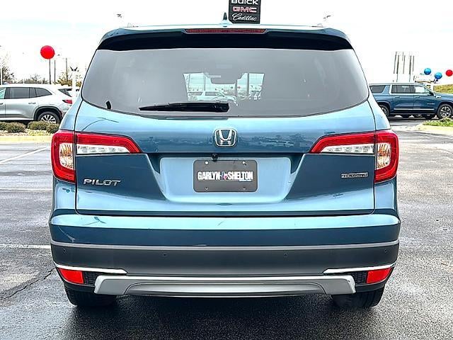 2022 Honda Pilot Touring 8-Passenger 2WD