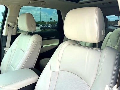 2022 Buick Enclave Premium FWD