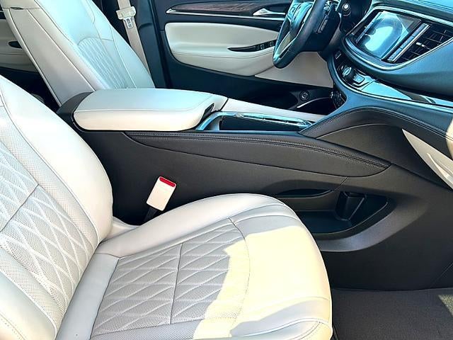 2022 Buick Enclave Avenir AWD