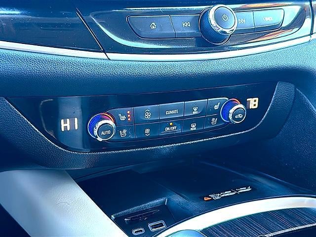 2022 Buick Enclave Avenir AWD