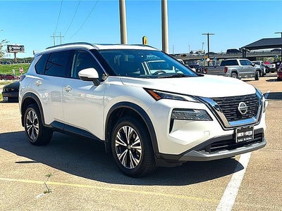 2021 Nissan Rogue FWD SV