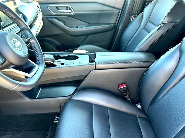 2021 Nissan Rogue FWD SV