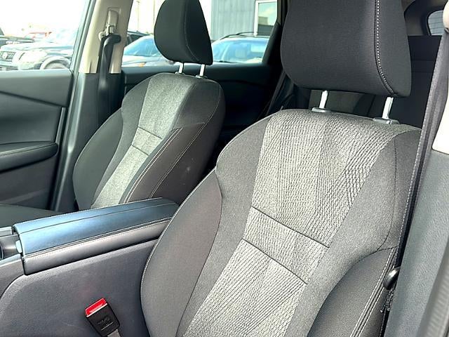 2025 Nissan Rogue FWD SV