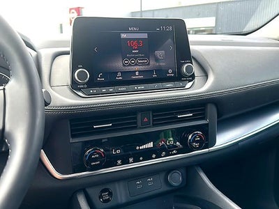 2025 Nissan Rogue FWD SV