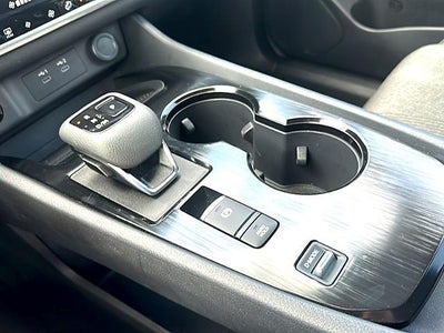 2025 Nissan Rogue FWD SV