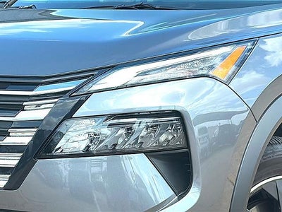 2025 Nissan Rogue FWD SV