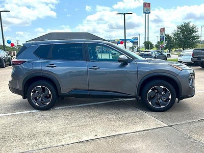 2025 Nissan Rogue FWD SV