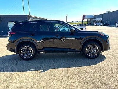 2025 Nissan Rogue FWD SV