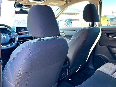 2025 Nissan Rogue FWD SV