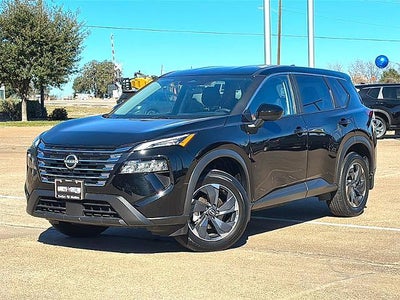 2025 Nissan Rogue FWD SV