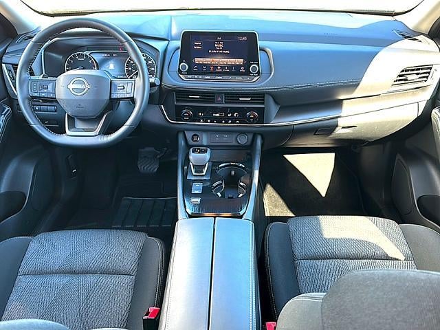 2025 Nissan Rogue FWD SV