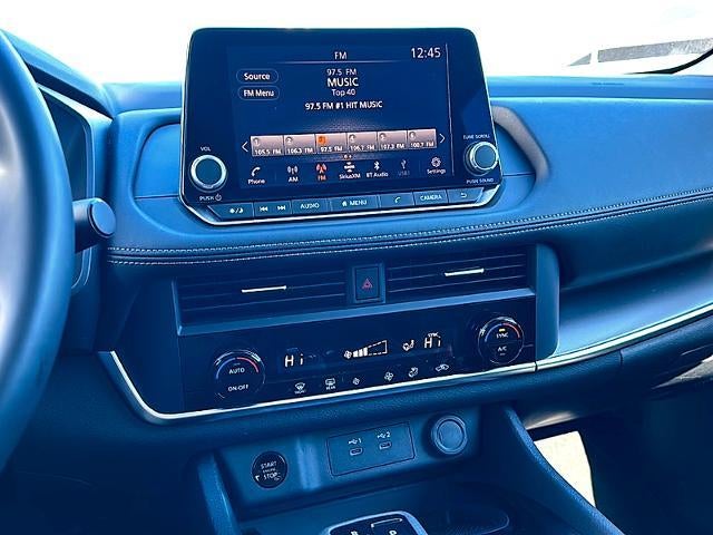 2025 Nissan Rogue FWD SV