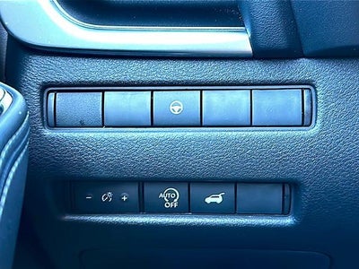 2025 Nissan Rogue FWD SV