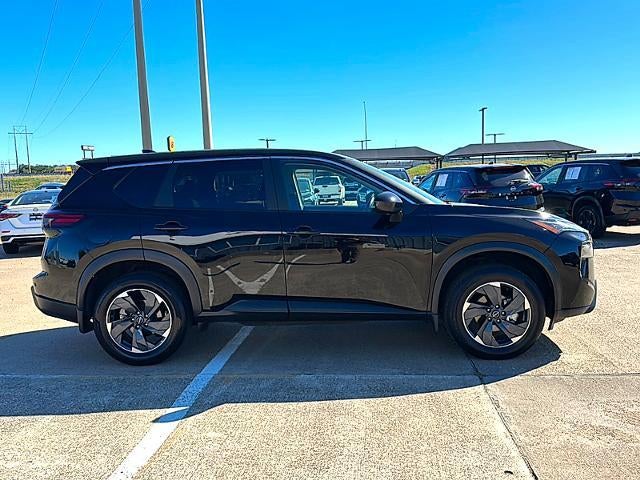 2025 Nissan Rogue FWD SV