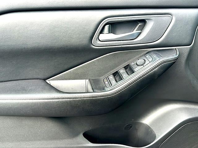 2025 Nissan Rogue SV FWD