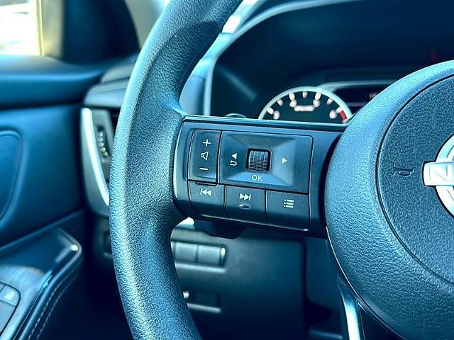 2024 Nissan Rogue FWD SV