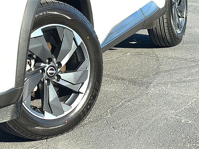 2024 Nissan Rogue FWD SV