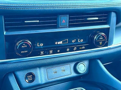 2024 Nissan Rogue FWD SV