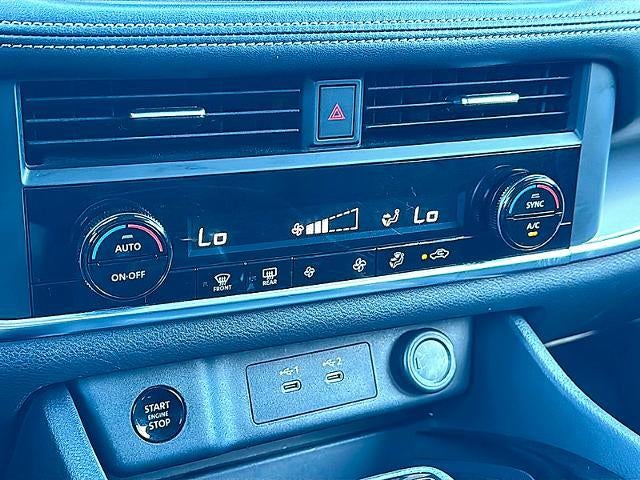 2024 Nissan Rogue FWD SV